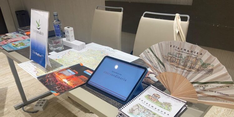 Extremadura se promociona como destino turstico alternativo de interior entre agentes de viajes, turoperadores y empresas tursticas de Andaluca