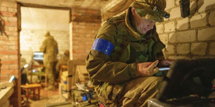 Tropas ucranianas se retiran de algunas zonas y Zelenskyy pospone sus viajes ante ofensiva de Rusia | Noticias