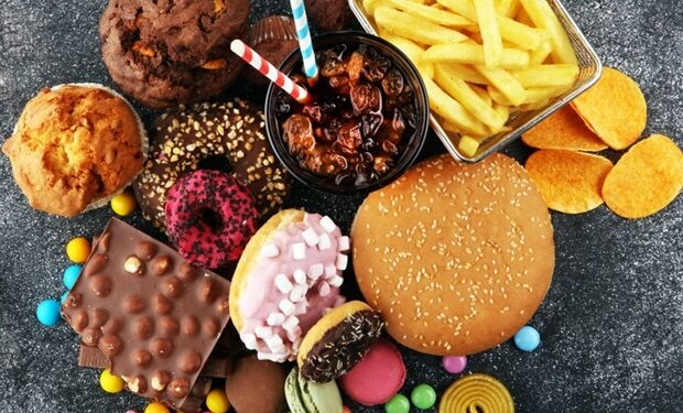 Food marketing on Twitch influences adolescent food preferences and purchases