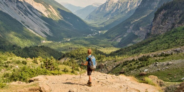 Los destinos rurales más populares para las vacaciones de verano 2024 según Airbnb