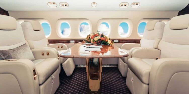 Lidera NL vuelos de lujo y a la medida – El Financiero