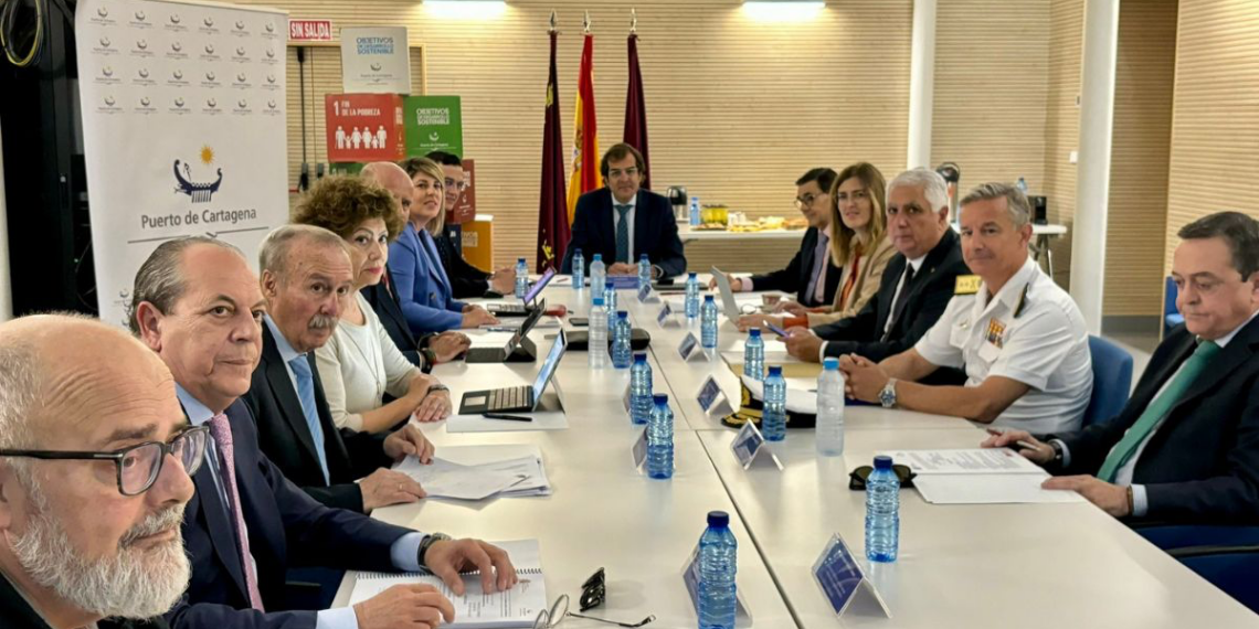 Ayuntamiento y Autoridad Portuaria trabajan para que Cartagena acoja cruceros...