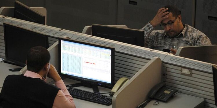 &copy; Reuters.  Barcelona negocia con el puerto reducir la llegada de cruceros y suprimir alguna terminal