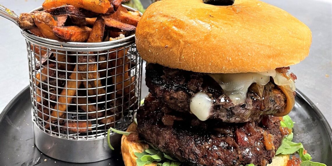 New restaurant in downtown Sarasota Fat Rabbit opens today