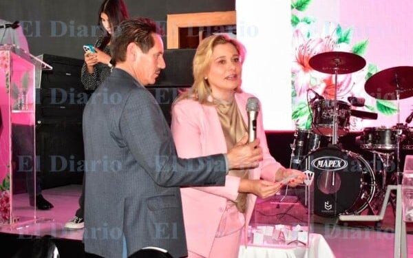 Sortean viajes a Cancún y Los Cabos entre empleadas estatales