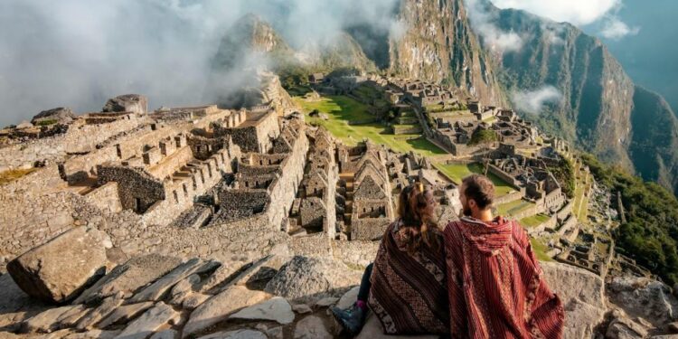 los mejores destinos y rutas de turismo de aventura