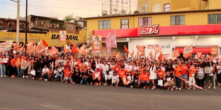 Realiza MC segundo “Mega Crucero Naranja” en la Niños Héroes - El Sol de Parral