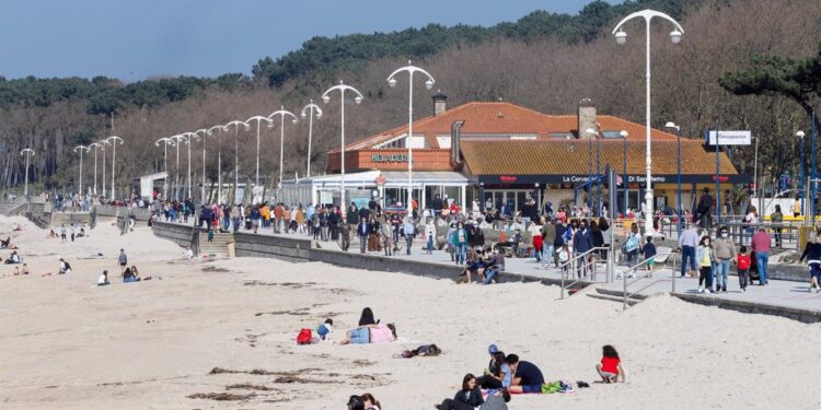 Agencias de viajes y operadores turísticos en España pierden 3.500 trabajadores en un año