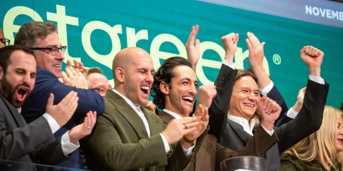 Sweetgreen beats ‘sad desk salad’ vibes to soar above fast-food competitors. It can thank fancy foods, high prices—and robots
