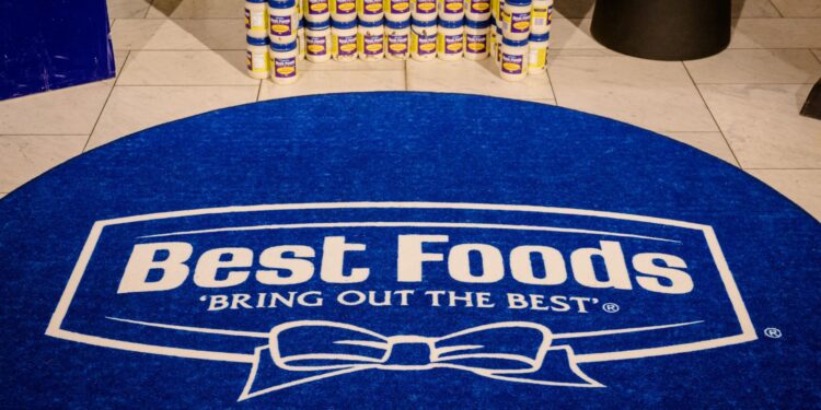 Best Foods Mayo Support Local Comedy