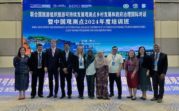 Expone SECTUR caso de éxito del OTEG en Huangshan, China