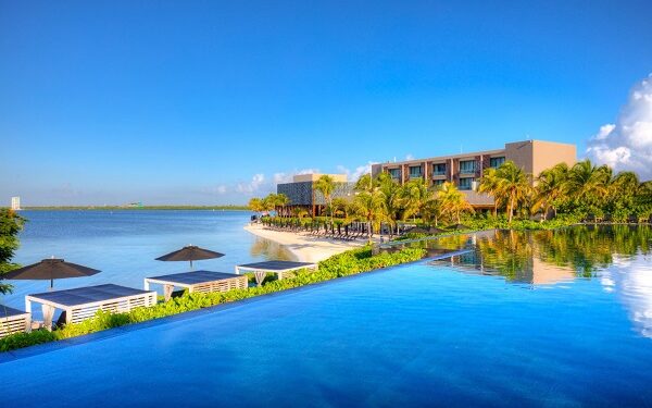 NIZUC Resort Spa, Las Brisas y Galería Plaza, reconocidos entre los mejores de México y el mundo