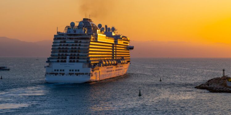 ¿Dónde tomar un crucero en México? 5 puertos con barcos espectaculares 