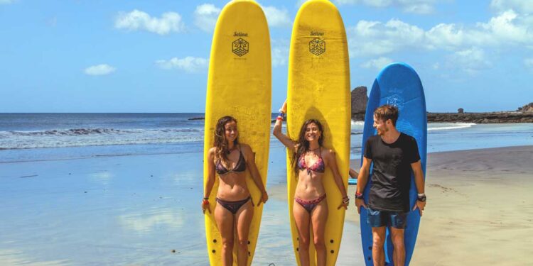 7 lugares para surfear en Colombia