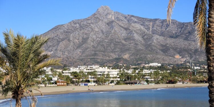 Casi la mitad de las agencias de viajes presenta un alto riesgo de impago, según Crédito y Caución