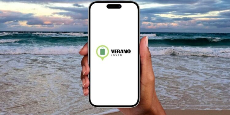 Así podrás solicitar el Verano Joven 2024 desde tu iPhone para disfrutar de viajes casi gratis