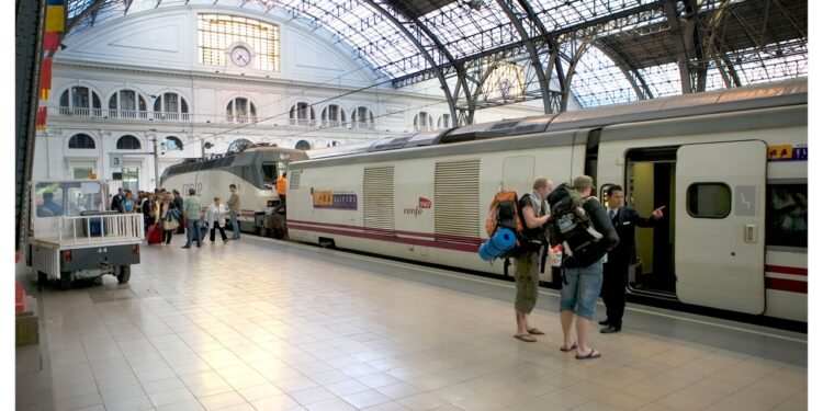 Requisitos y cómo usar el descuento para viajar