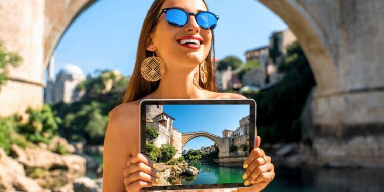 La OCU revela cuáles son las ciudades de España favoritas de los turistas para viajar