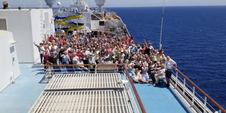 El III Crucero del Hogar del Pensionista de Fuente del Maestre ha resultado una gran experiencia para los 160 participantes