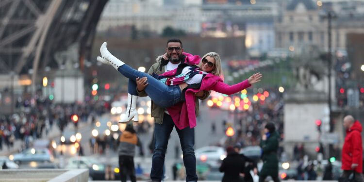 El primer destino turístico mundial rozó los 100 millones de visitantes en 2023, y los superaría este año