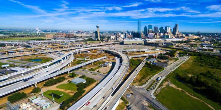Esta ciudad del norte de Texas, entre las peores para los viajes de verano, según un estudio