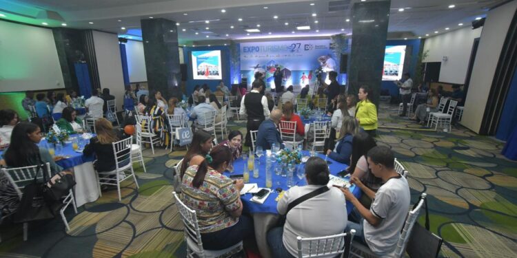 Expoturismo supera expectativas y realza turismo de Santiago