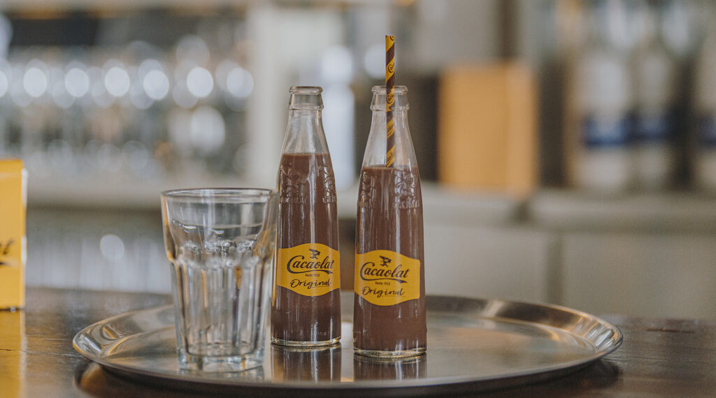 Idilia Foods pacta con Damm la compra del 50% de Cacaolat