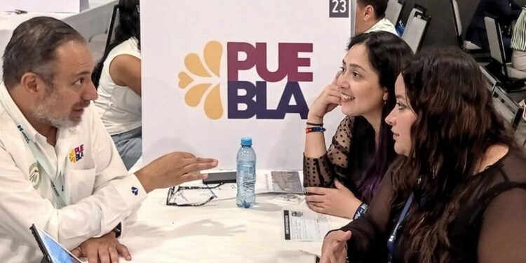 Promueven agenda turística de Puebla ante agentes de viajes en Monterrey - El Sol de Puebla