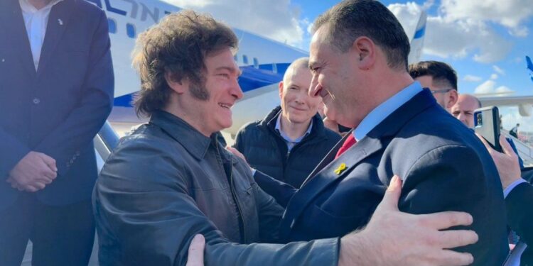 la Justicia comenzó a investigar a Javier Milei por presunta malversación de fondos para fines privados