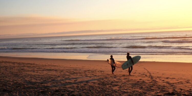 Los 10 mejores destinos de surf en Portugal — idealista/news