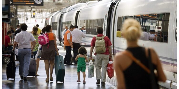 Billetes de Renfe a 7 euros para viajes entre 22 julio y 8 septiembre
