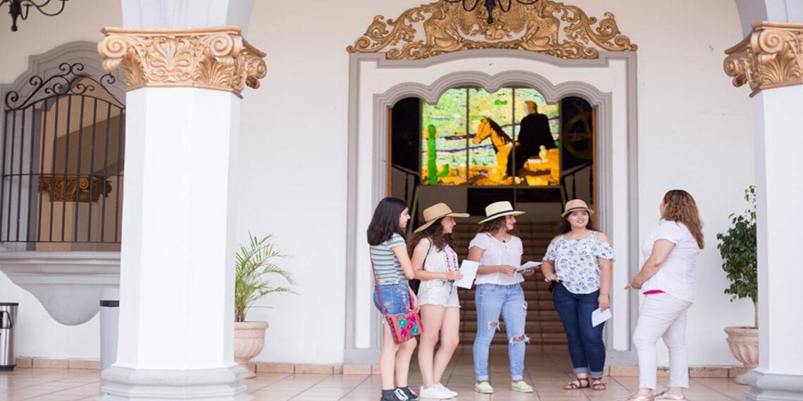 ¿Saldrás de vacaciones?, ¡Cuidado con falsas ofertas de viajes!