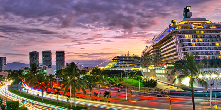 Destaca Puerto Vallarta en el segmento de cruceros turísticos internacionales