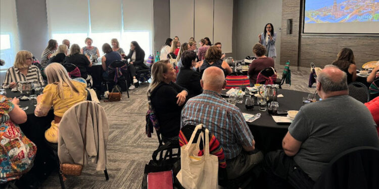 Puerto Vallarta se promociona en la zona oeste de Canadá