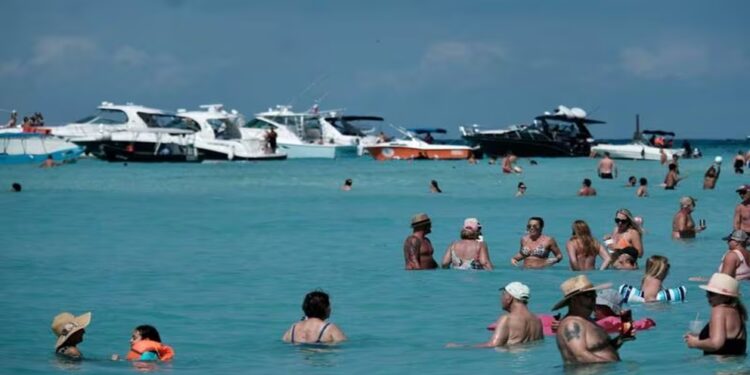 Sugieren verificar autenticidad de agencias antes de contratar paquetes vacacionales