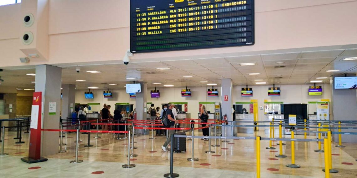 AEROPUERTO GRANADA - Miguel Lopez-6