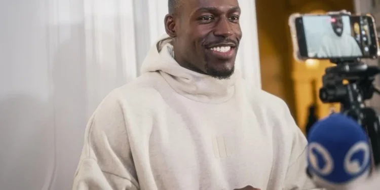 Riakporhe con miras a subir a la división de peso pesado