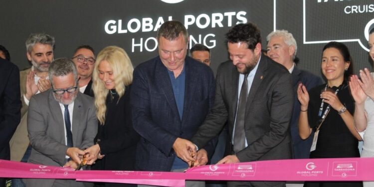 Tarragona da un salto de escala con la inauguración oficial de su nueva y modélica terminal de cruceros