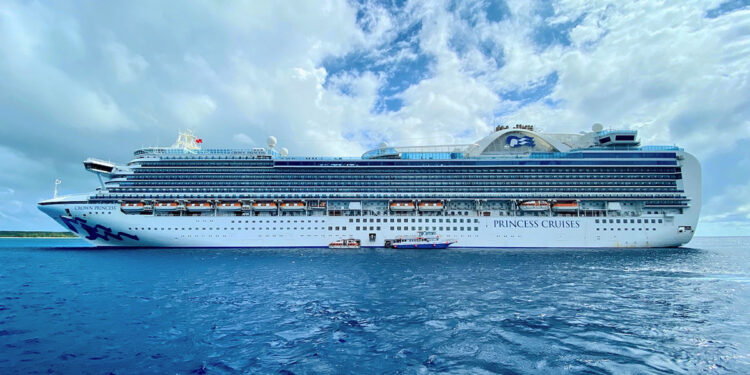 Nuevo crucero de lujo llegará a Puerto Vallarta en 2026