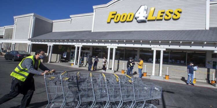 Alimentos 4 Un pequeño número de trabajadores en California votó a favor de autorizar una huelga
