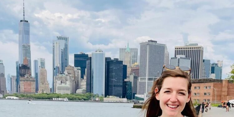 Experta en viajes reveló cuál es el objeto esencial para la comodidad en un vuelo