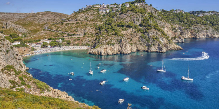 Viaje a la «Ibiza de Alicante» que enamoró a Sorolla