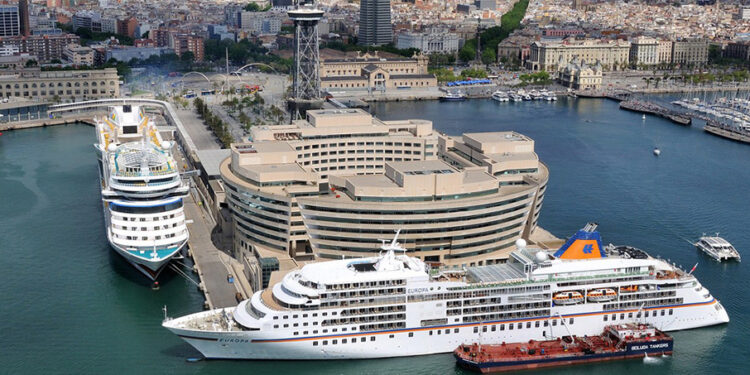 Se han reducido los cruceros de grandes dimensiones y han aumentado en un 10% los considerados ‘premium’ y de lujo.