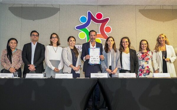 Aliados se suman para presentar el programa “Multiplicando Alegrías” en favor de la educación en Guerrero.