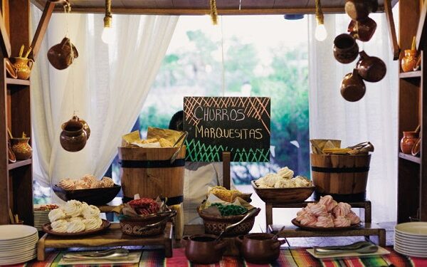 De una fiesta mexicana a una barra de ostras y champagne: Andaz Mayakoba presenta sus experiencias gastronómicas semanales en Riviera Maya