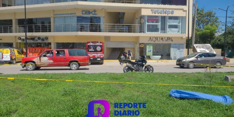 Hombre de 70 años fallece en el crucero de Las Juntas.