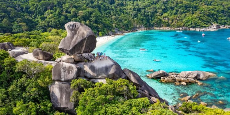 ¿Es seguro viajar a Tailandia? Esto es lo que nunca debes hacer allí, según el Gobierno español