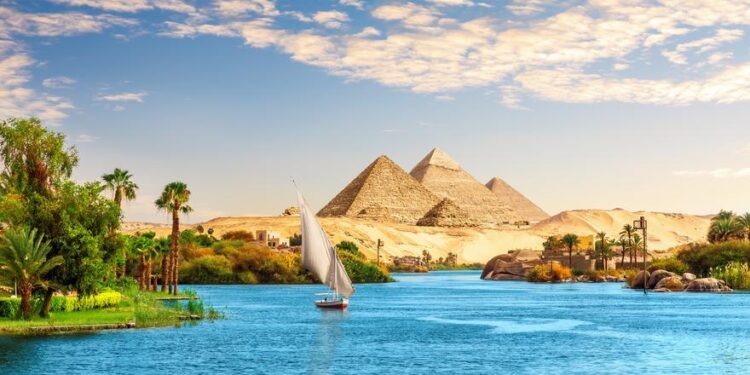 DESTINOS DE MODA | Grandes viajes de última hora: descubre 5 tentadores destinos de moda