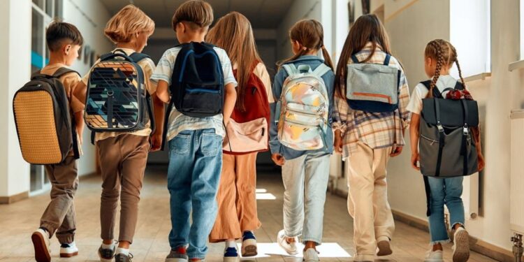 Estas son las 3 ciudades con mejores colegios de Chile, según la Inteligencia Artificial