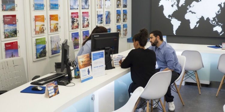 El Ministerio de Interior obliga a las agencias de viaje a facilitar los datos de las reservas - Baleares